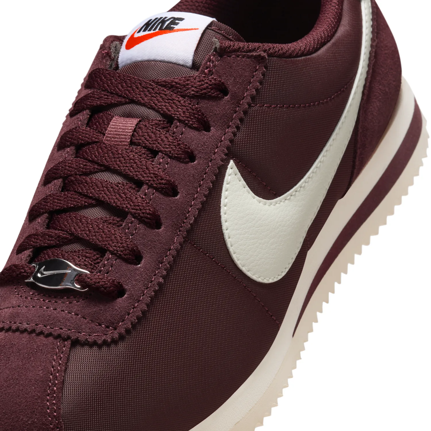 Nike Cortez Textile image 7