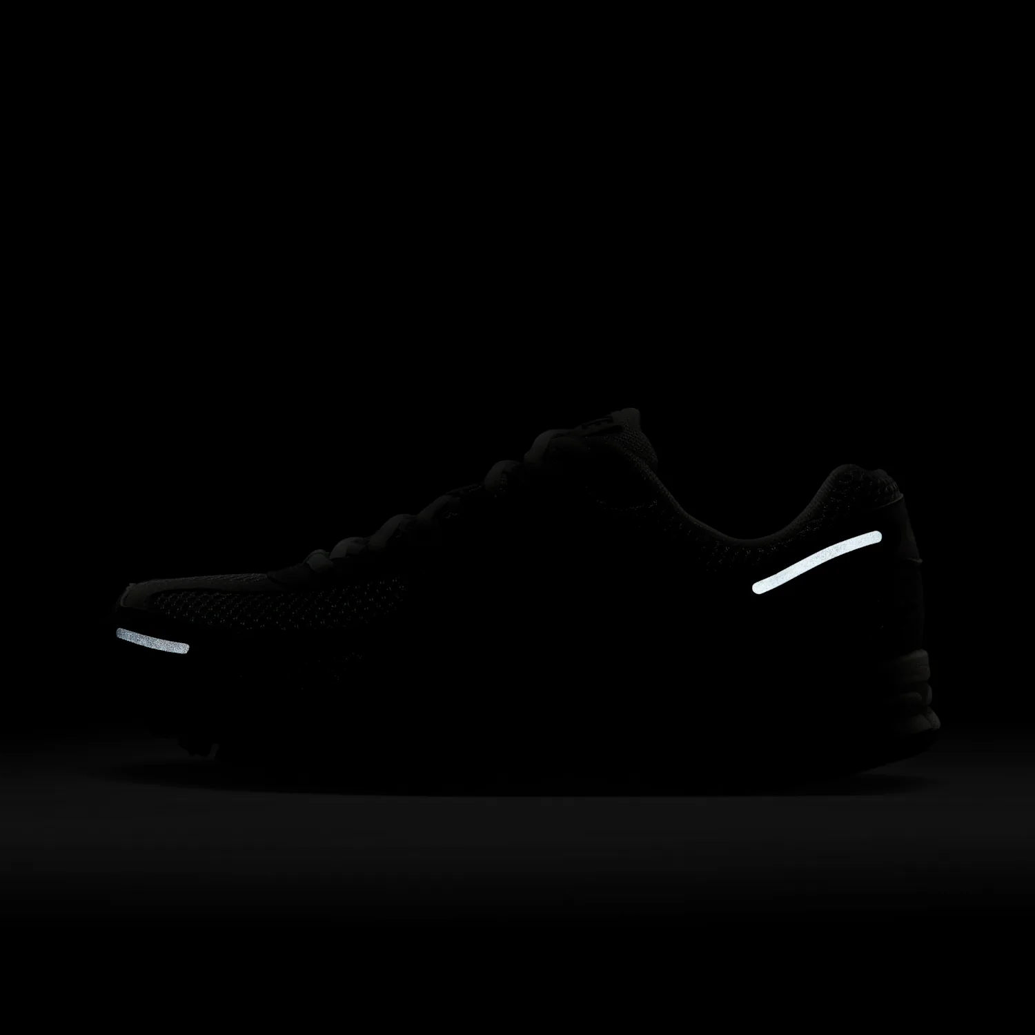 Nike Zoom Vomero 5 image 4