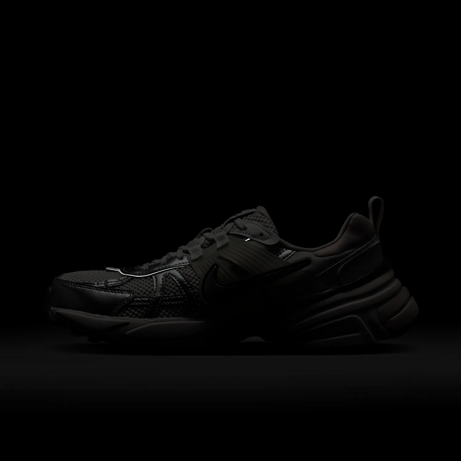 Nike V2K Run image 11