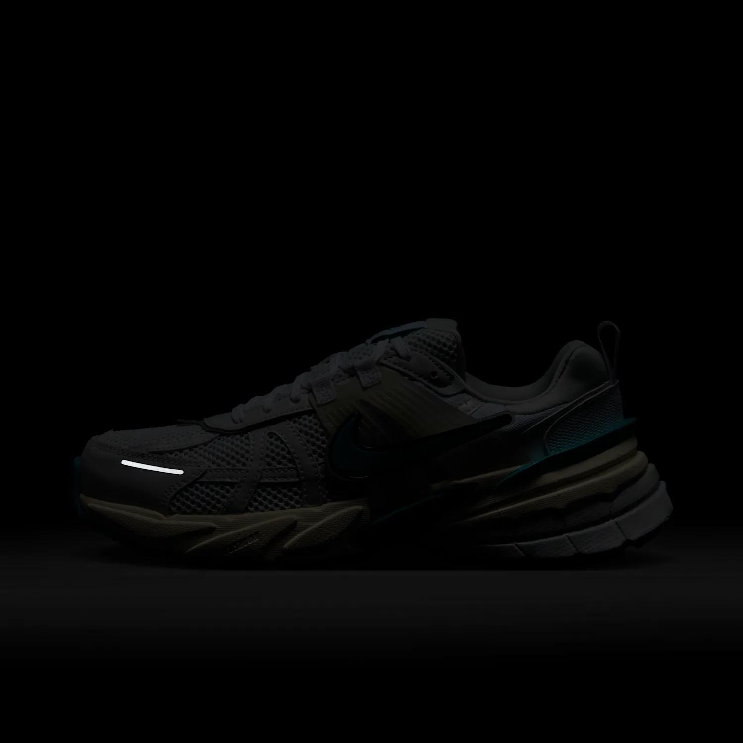 Nike V2K Run image 3
