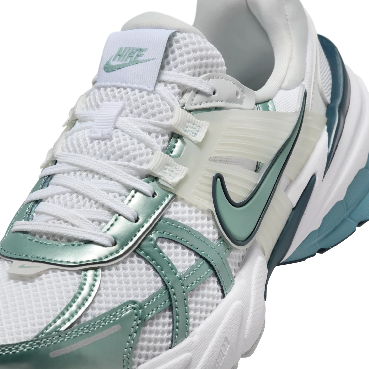 Nike V2K Run image 7