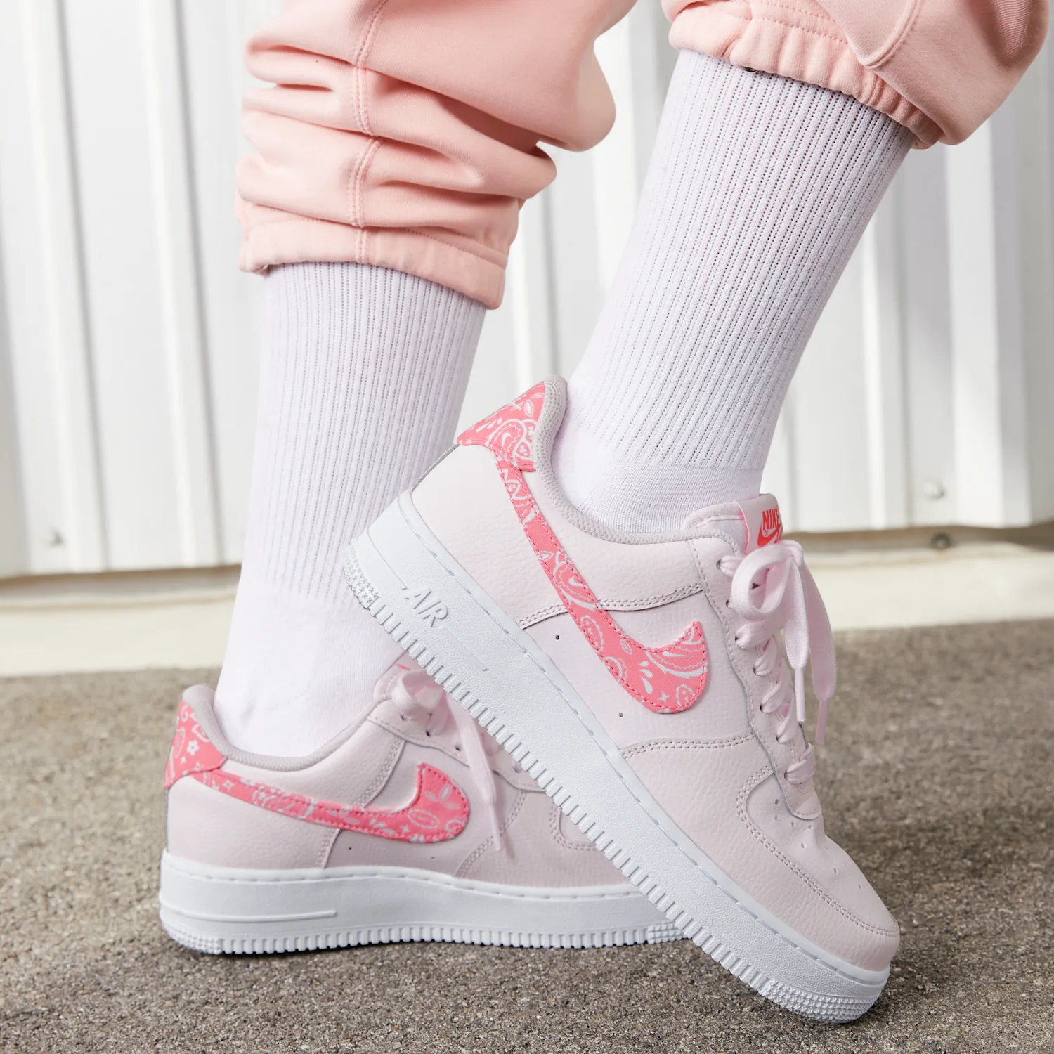 Nike Air Force 1 '07 image 10
