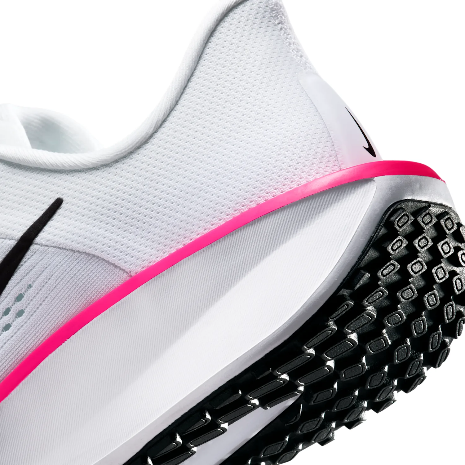 Nike Quest 6 image 8