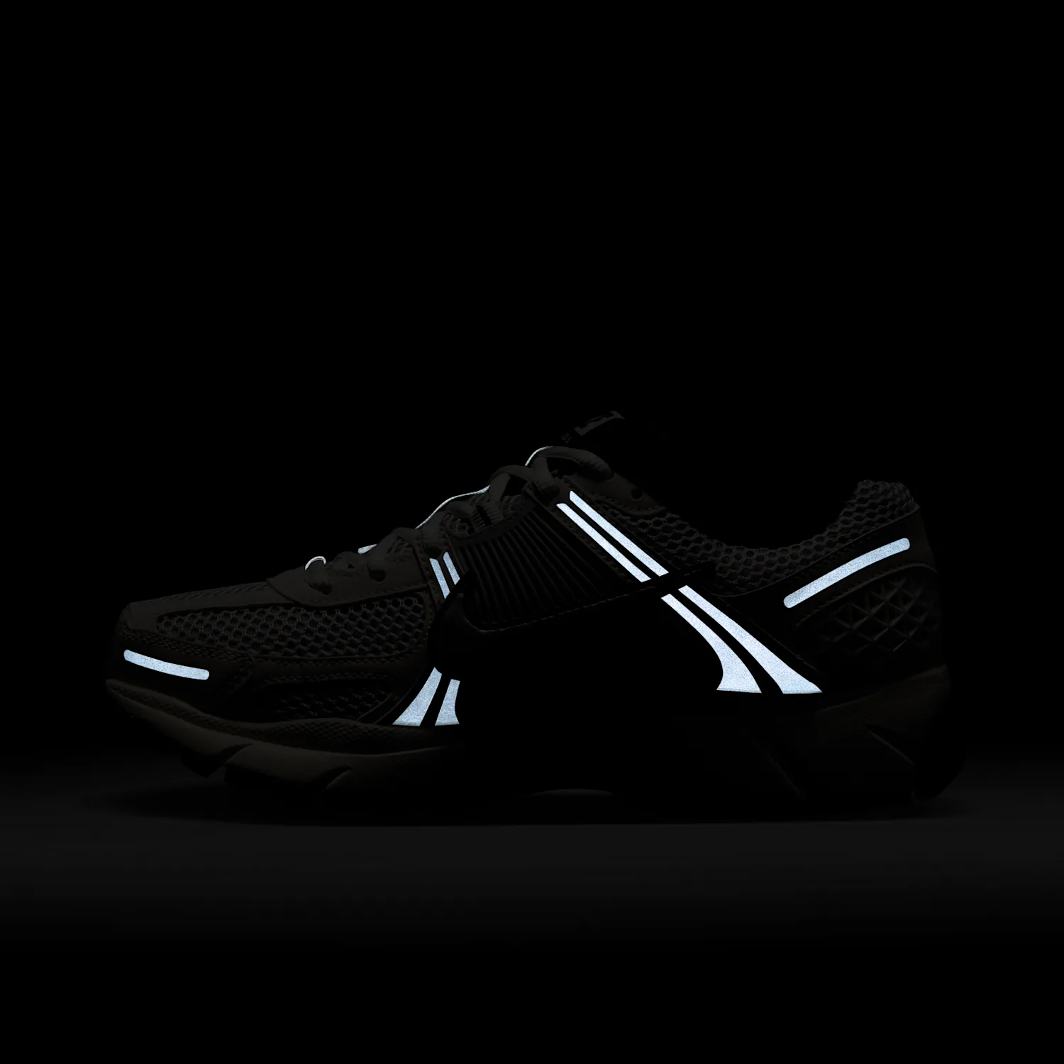 Nike Zoom Vomero 5 image 5