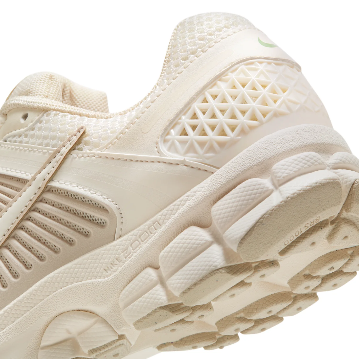 Nike Zoom Vomero 5 image 13