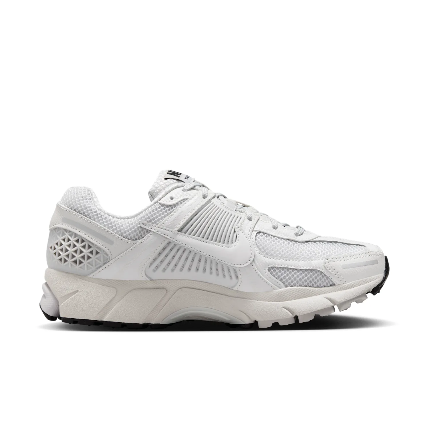 Nike Zoom Vomero 5 image 9