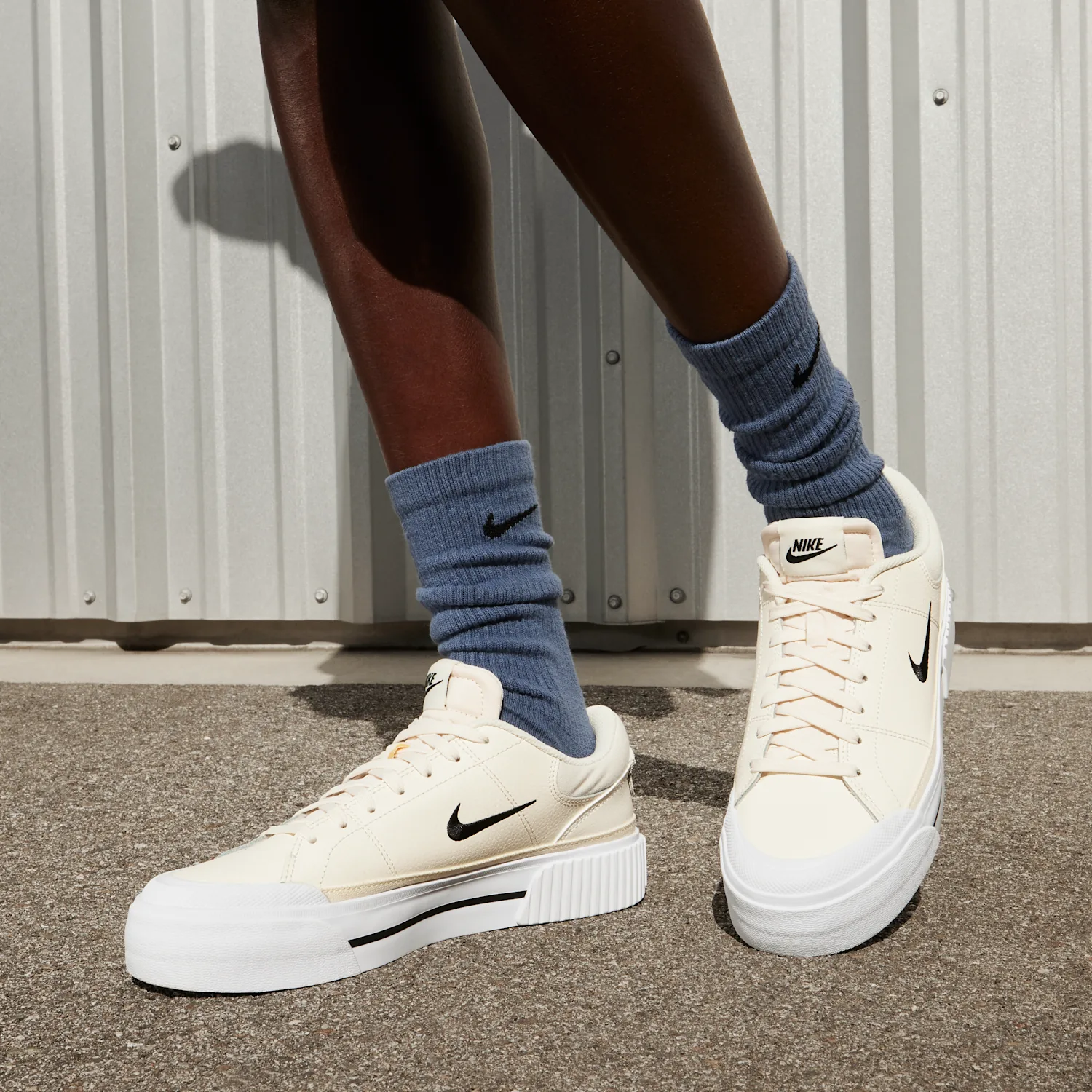 Nike Court Legacy Lift image 3