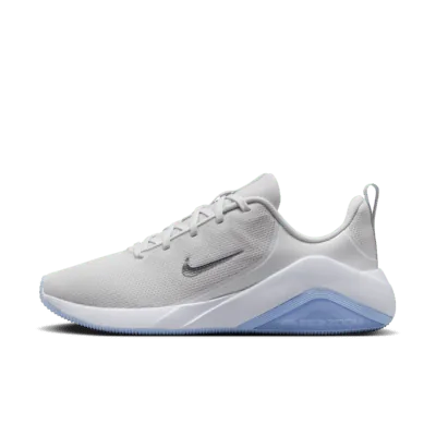 Nike Bella 7