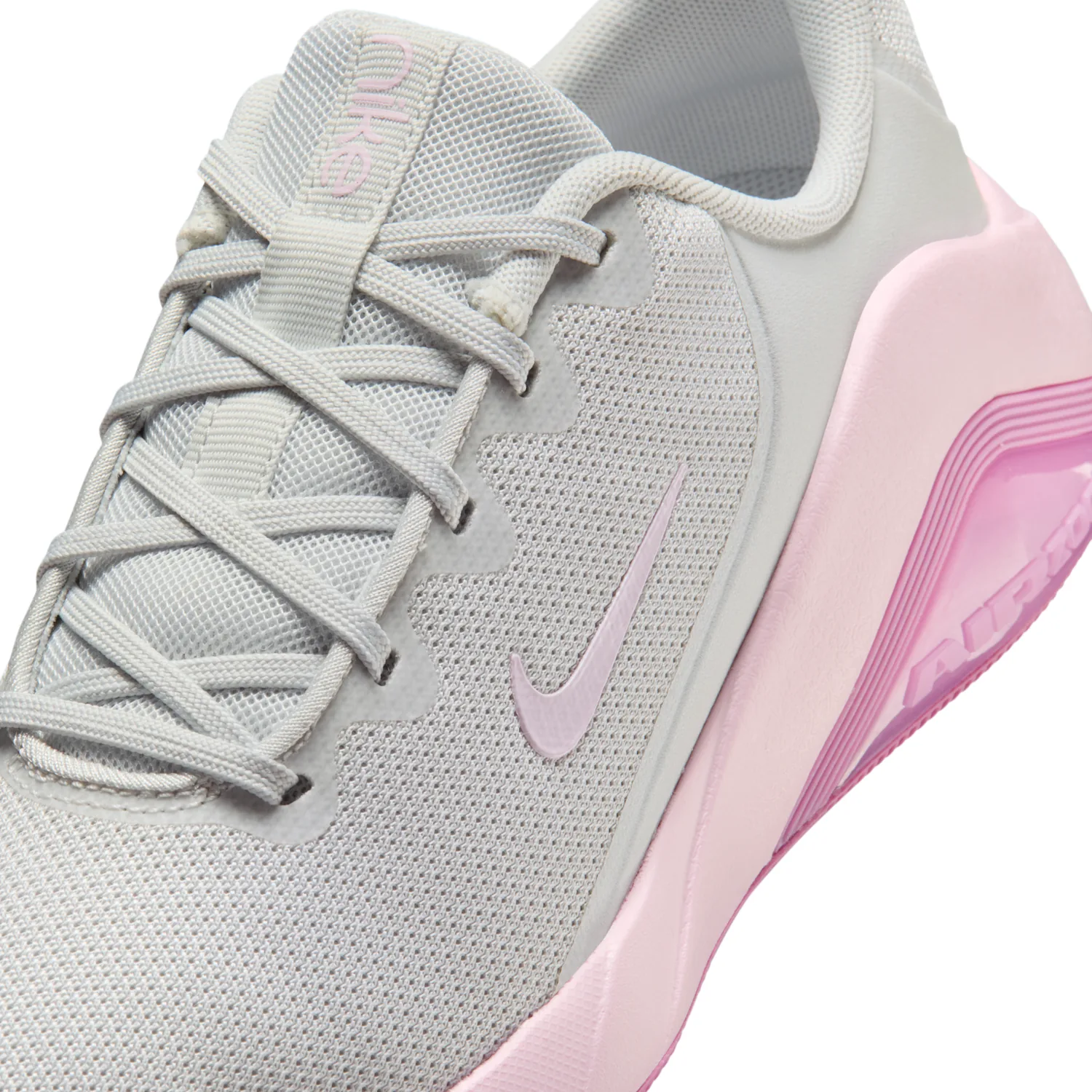 Nike Bella 7 image 7