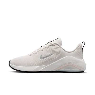 Nike Bella 7