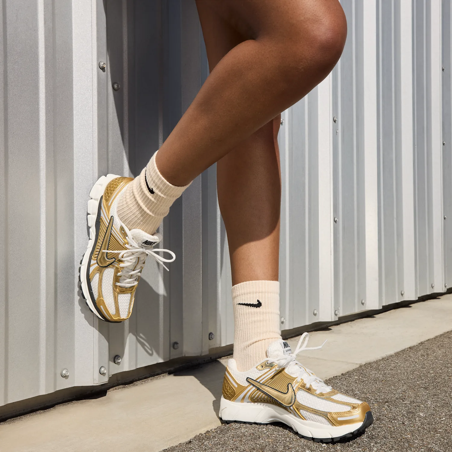 Nike Zoom Vomero 5 image 10