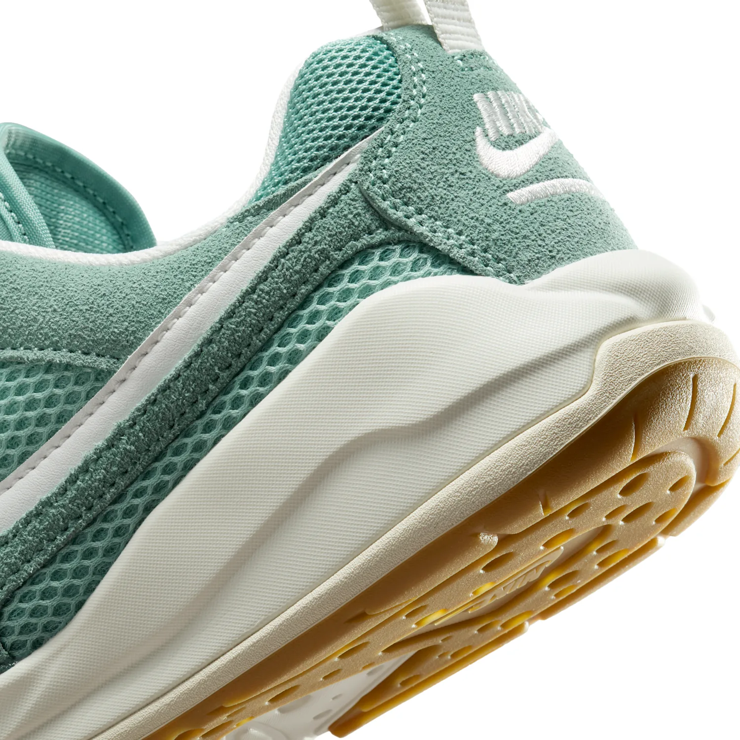 Jordan CMFT Era image 8