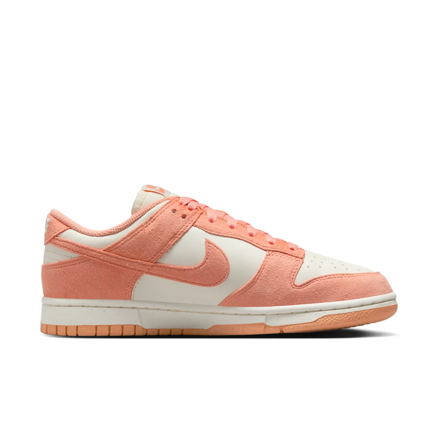 Nike Dunk Low image 3