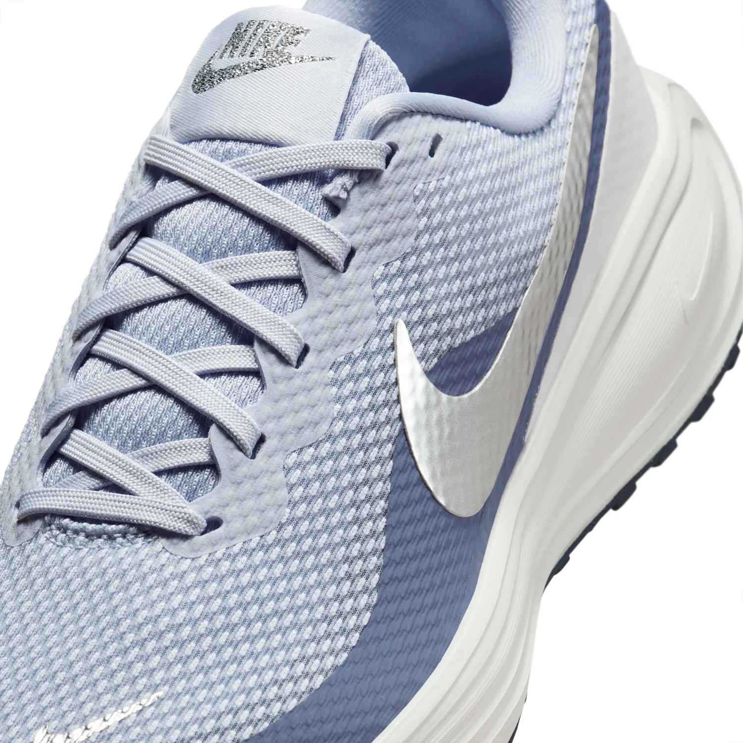 Nike Revolution 8 image 7