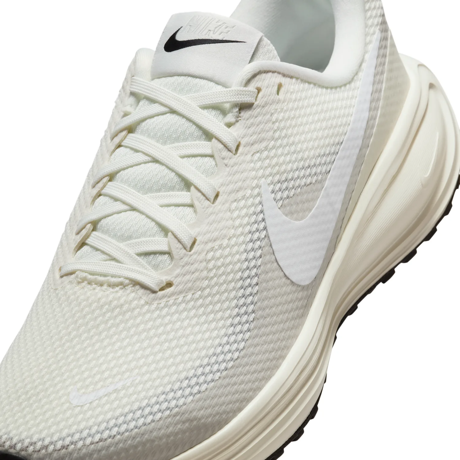 Nike Revolution 8 image 7