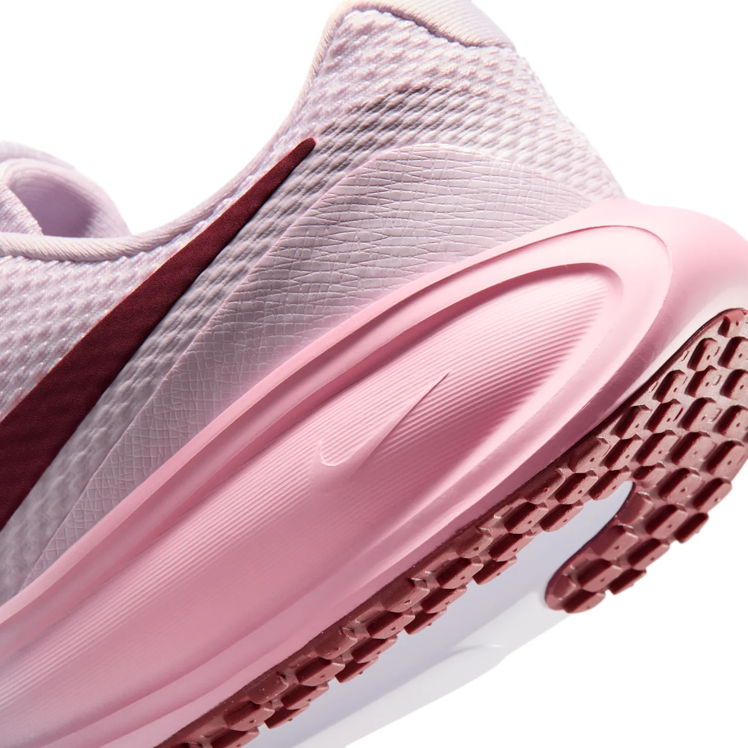 Nike Revolution 8 image 8