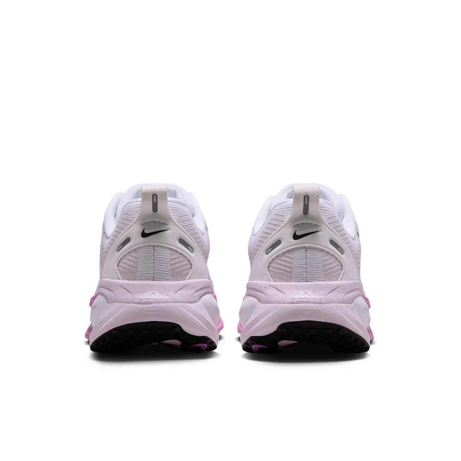 Nike Vomero 18 image 6