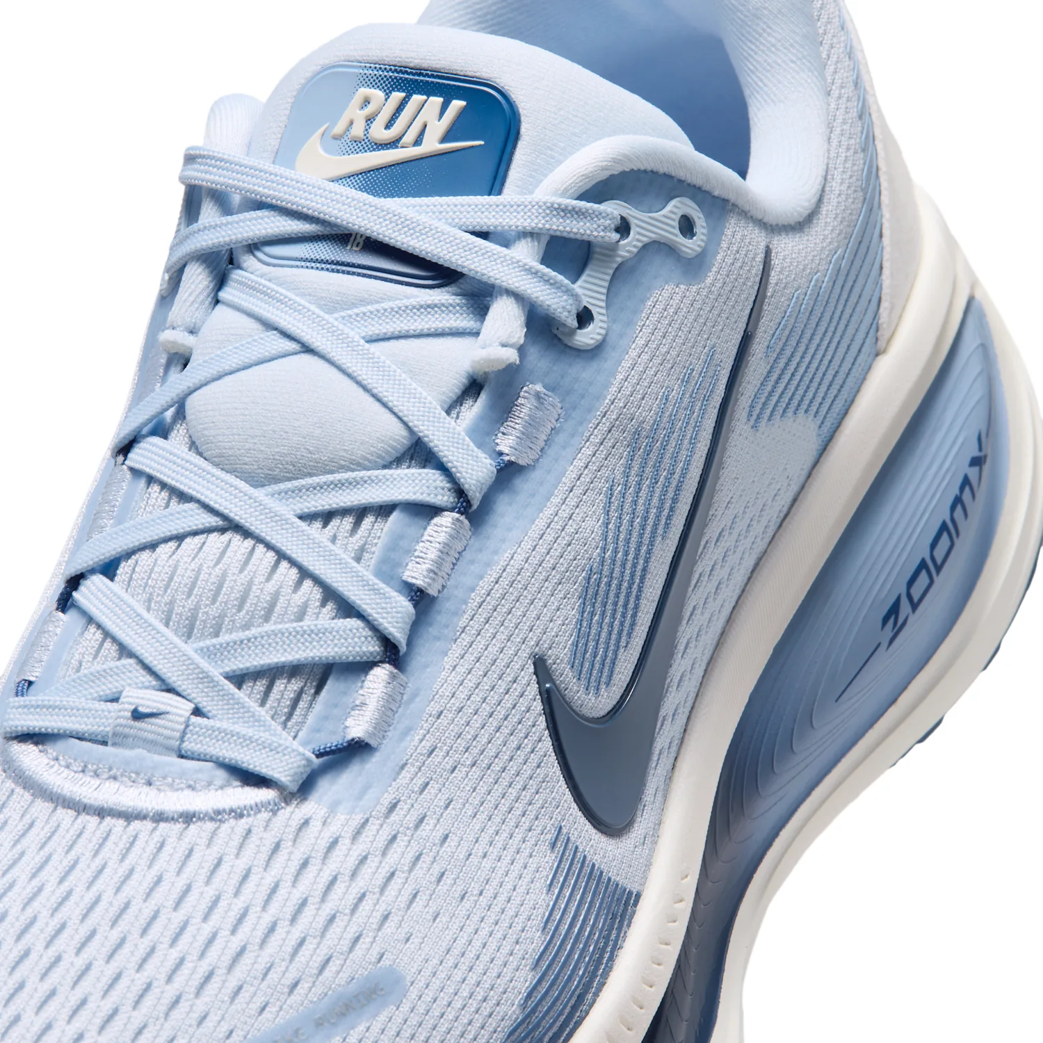 Nike Vomero 18 image 7