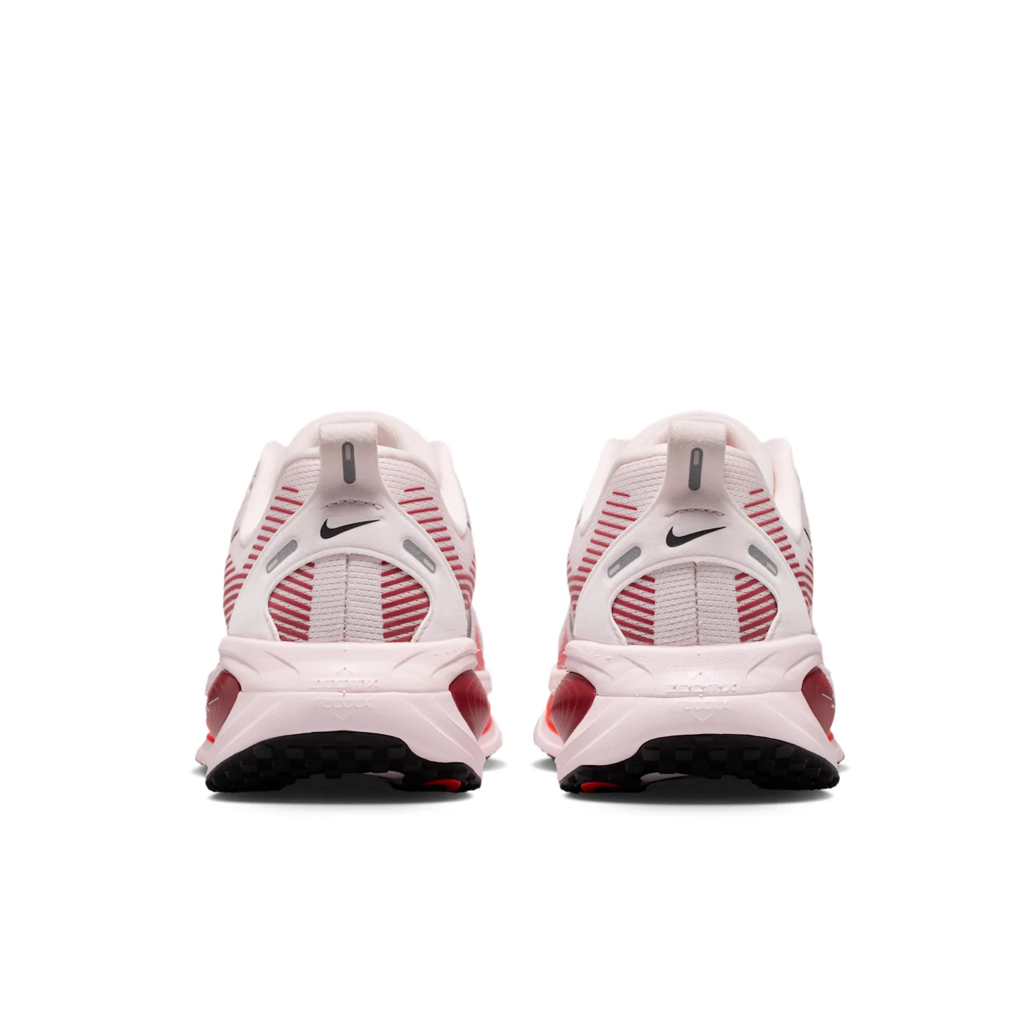 Nike Vomero 18 image 6