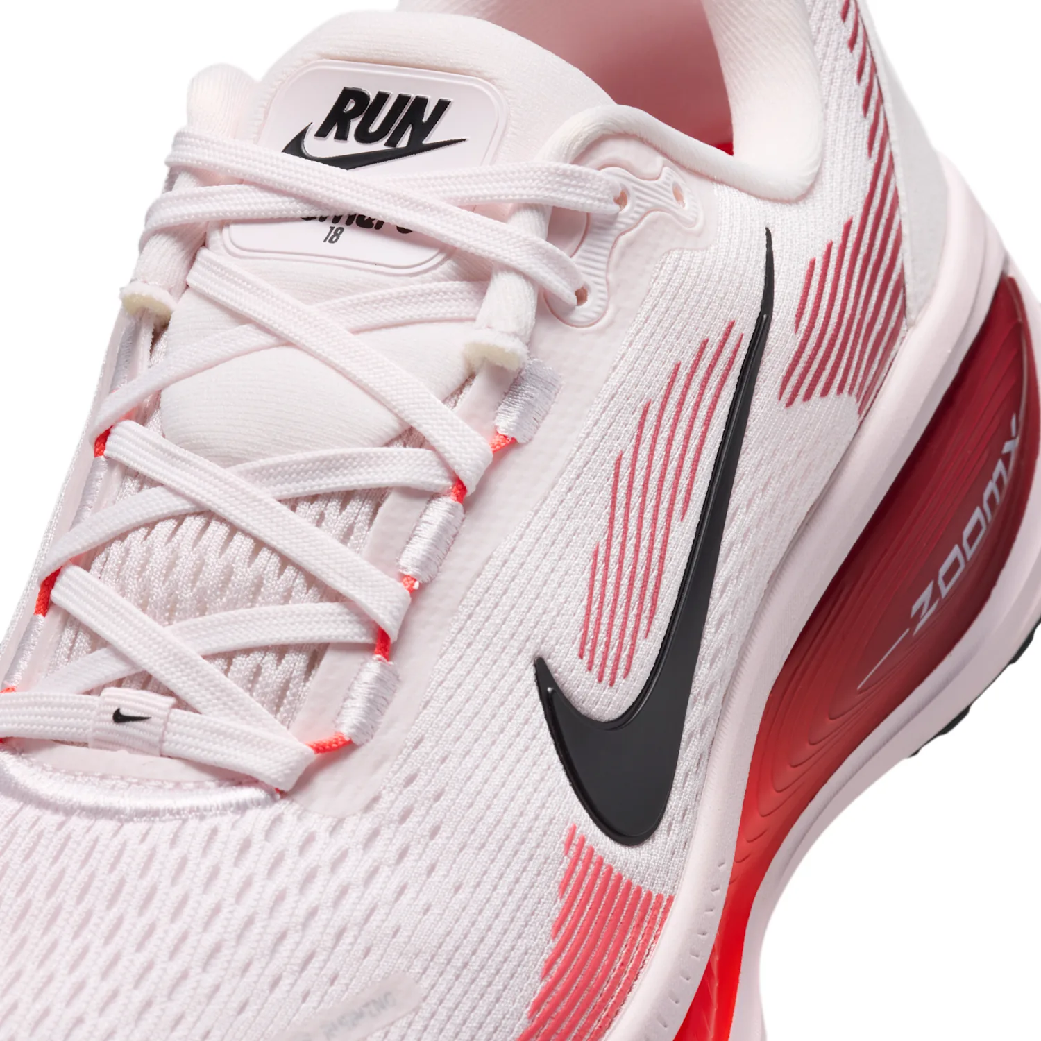 Nike Vomero 18 image 7