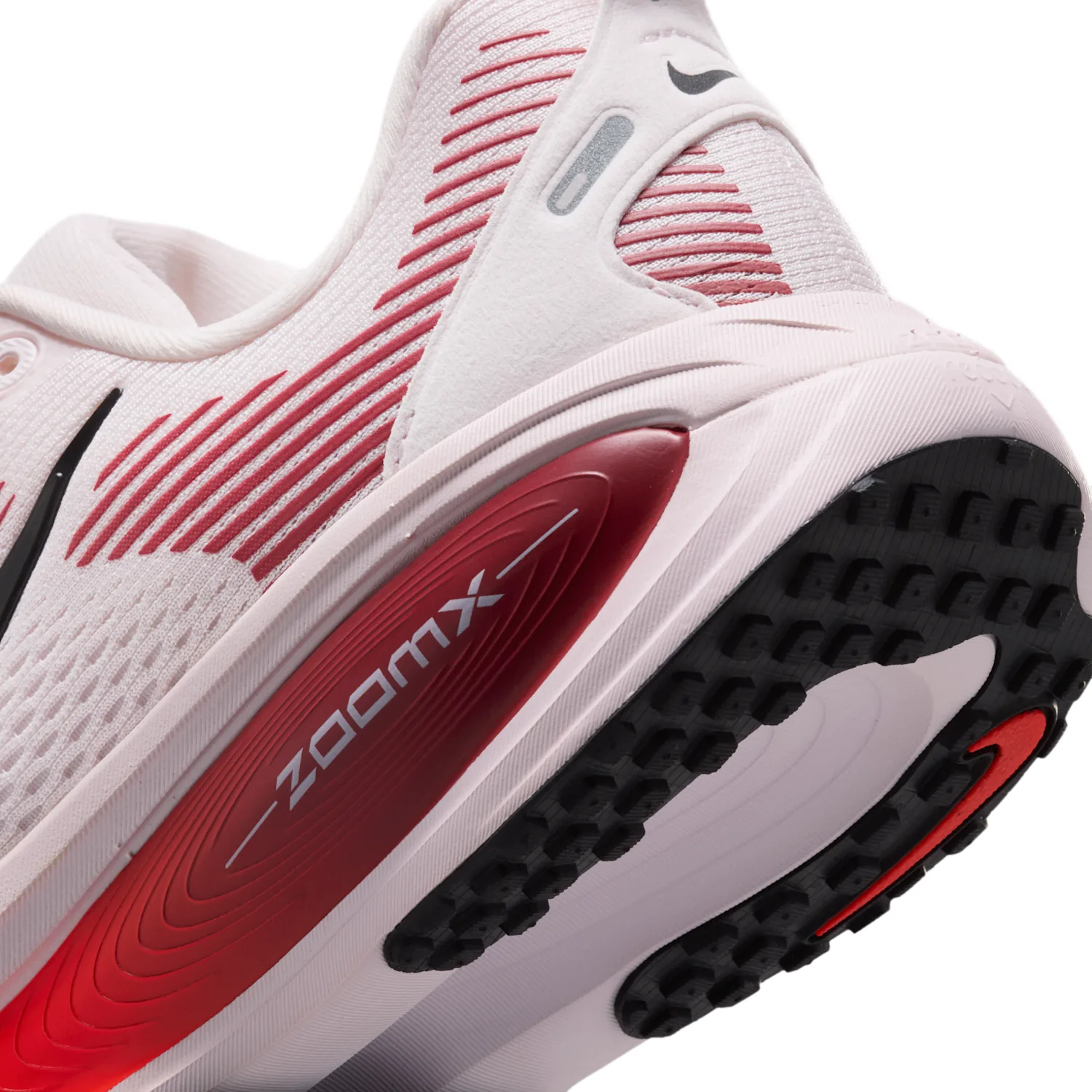 Nike Vomero 18 image 8