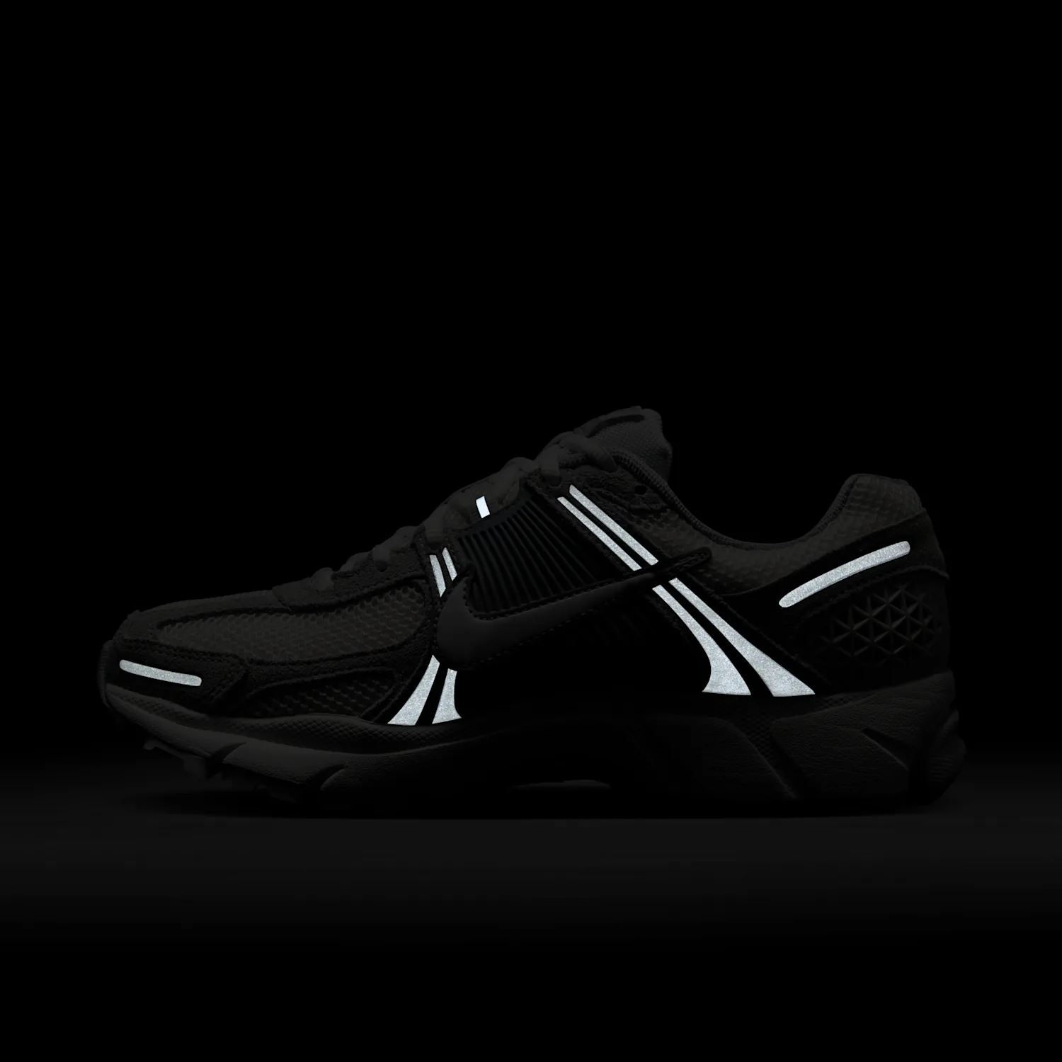 Nike Zoom Vomero 5 image 3