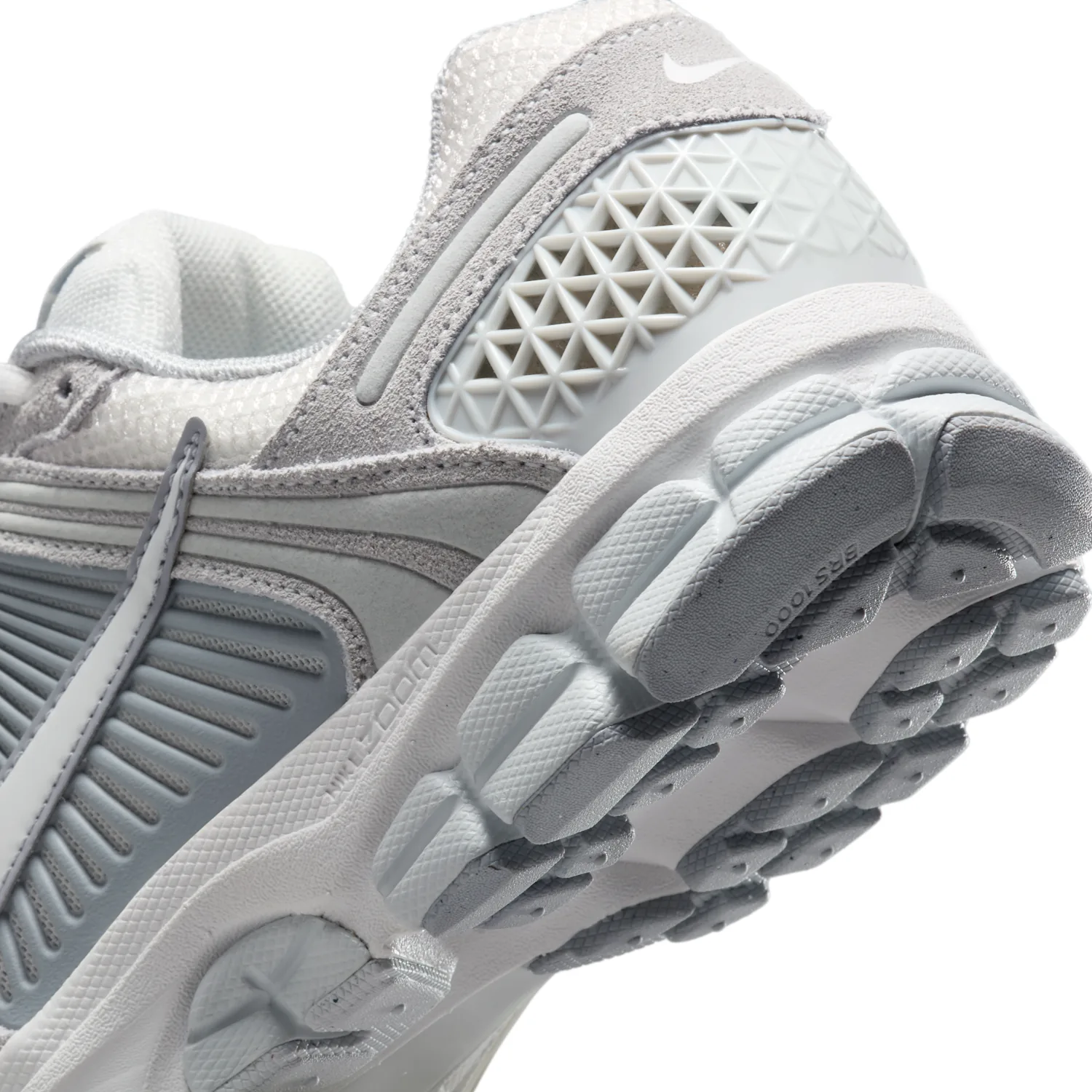 Nike Zoom Vomero 5 image 10