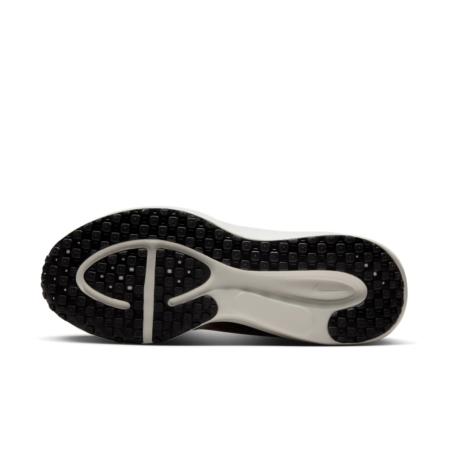 Nike Revolution 8 image 2