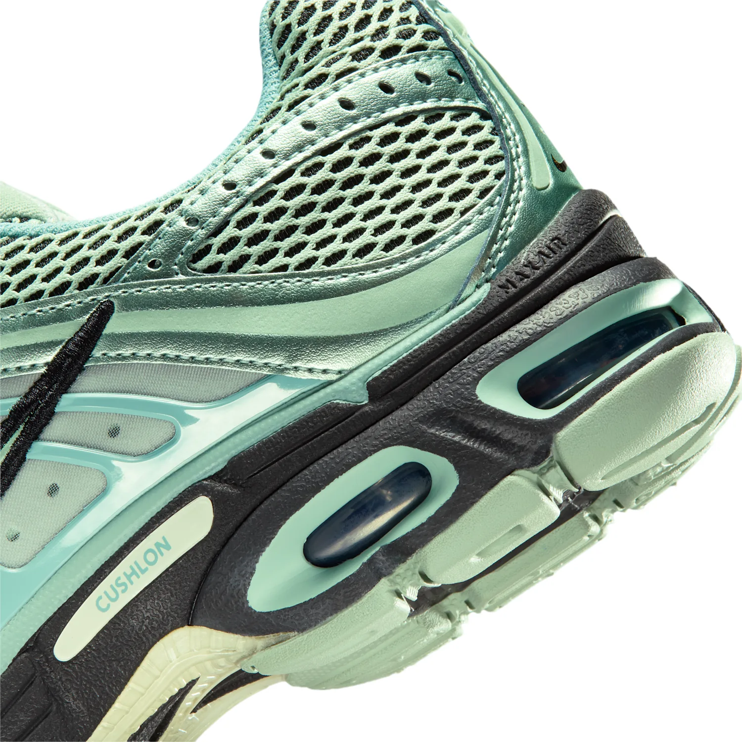 Nike Air Max Moto 2K image 8