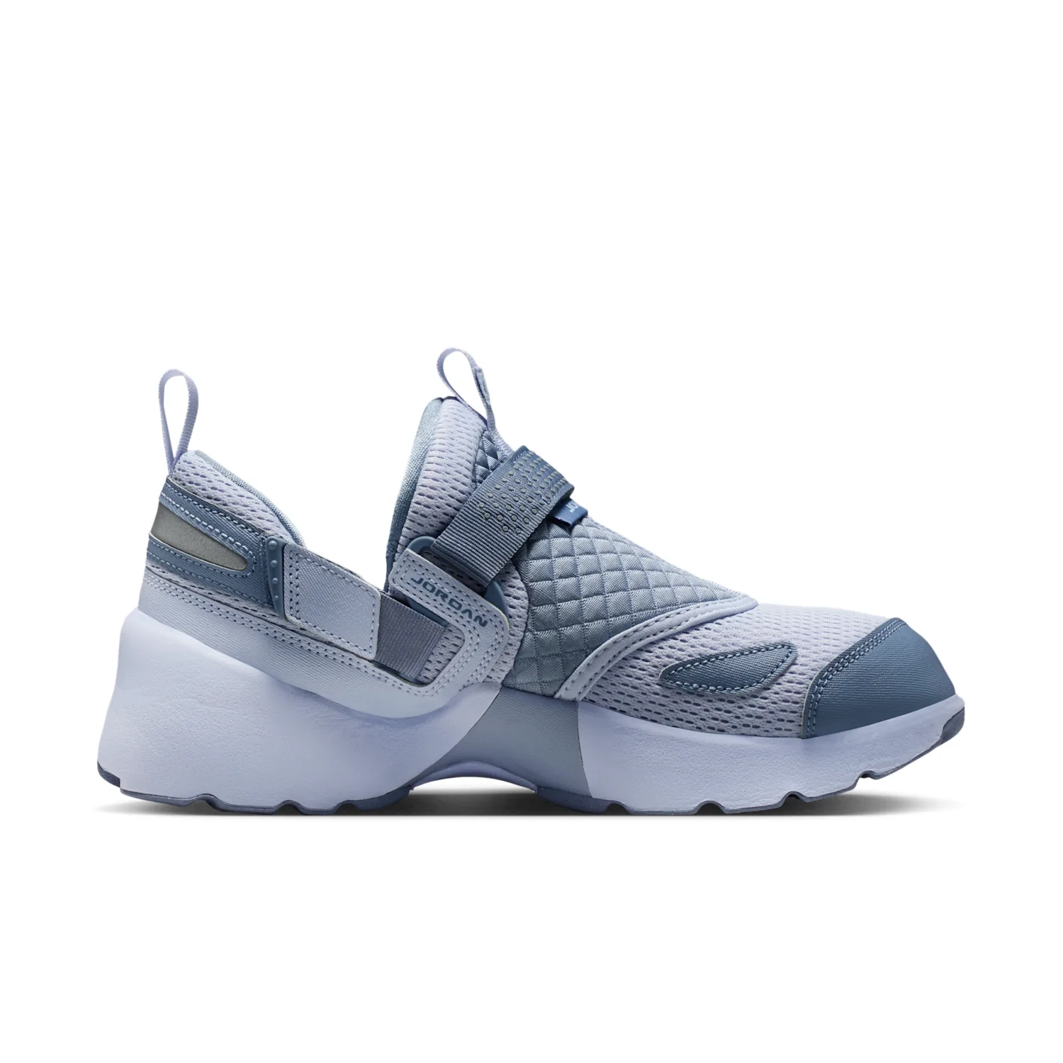 Jordan Trunner LX image 3