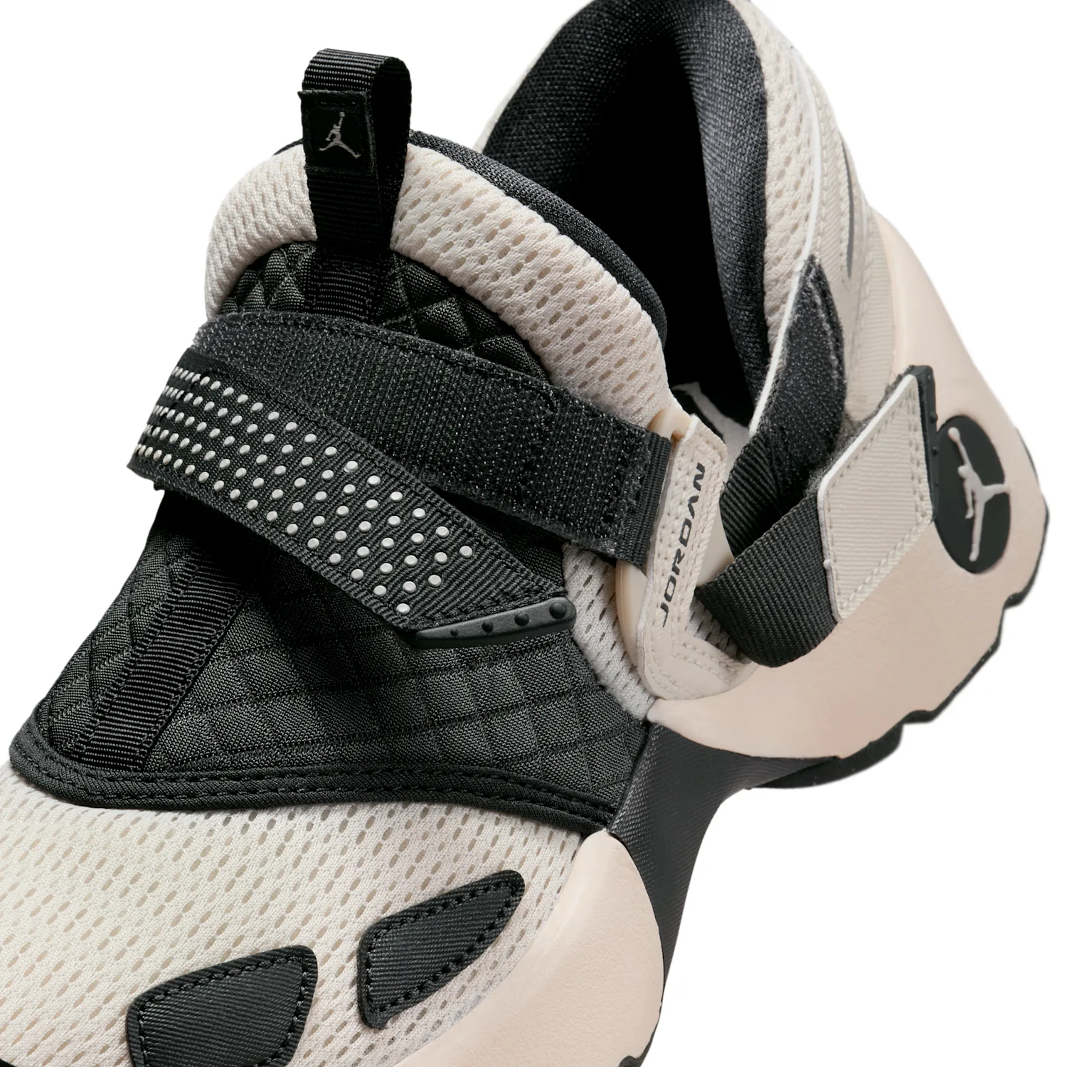 Jordan Trunner LX image 7