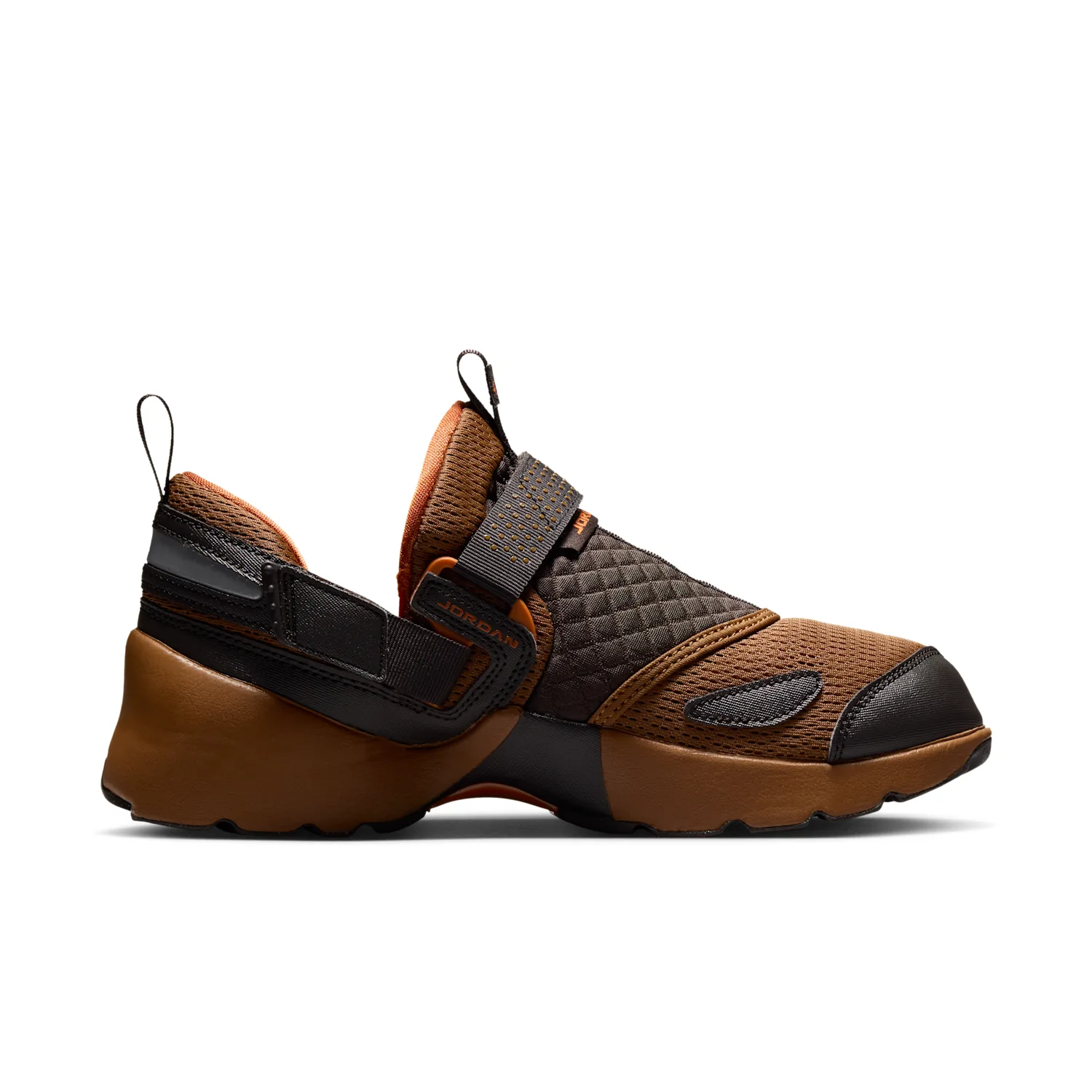 Jordan Trunner LX image 3