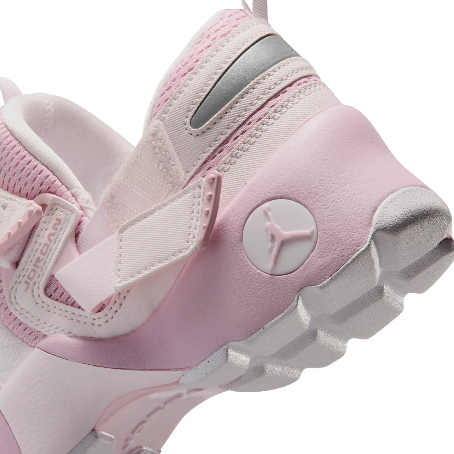 Jordan Trunner LX image 8