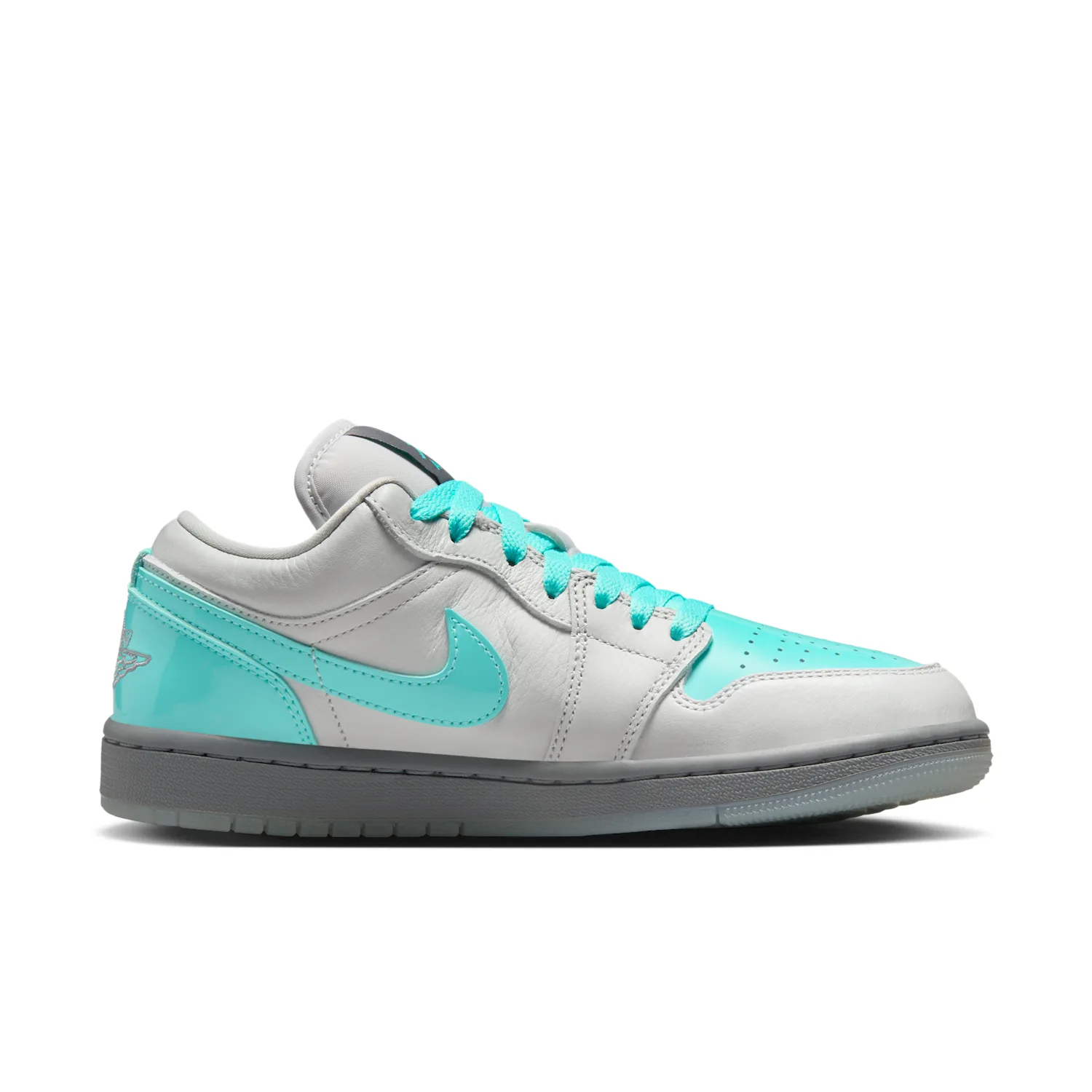 Air Jordan 1 Low SE image 3