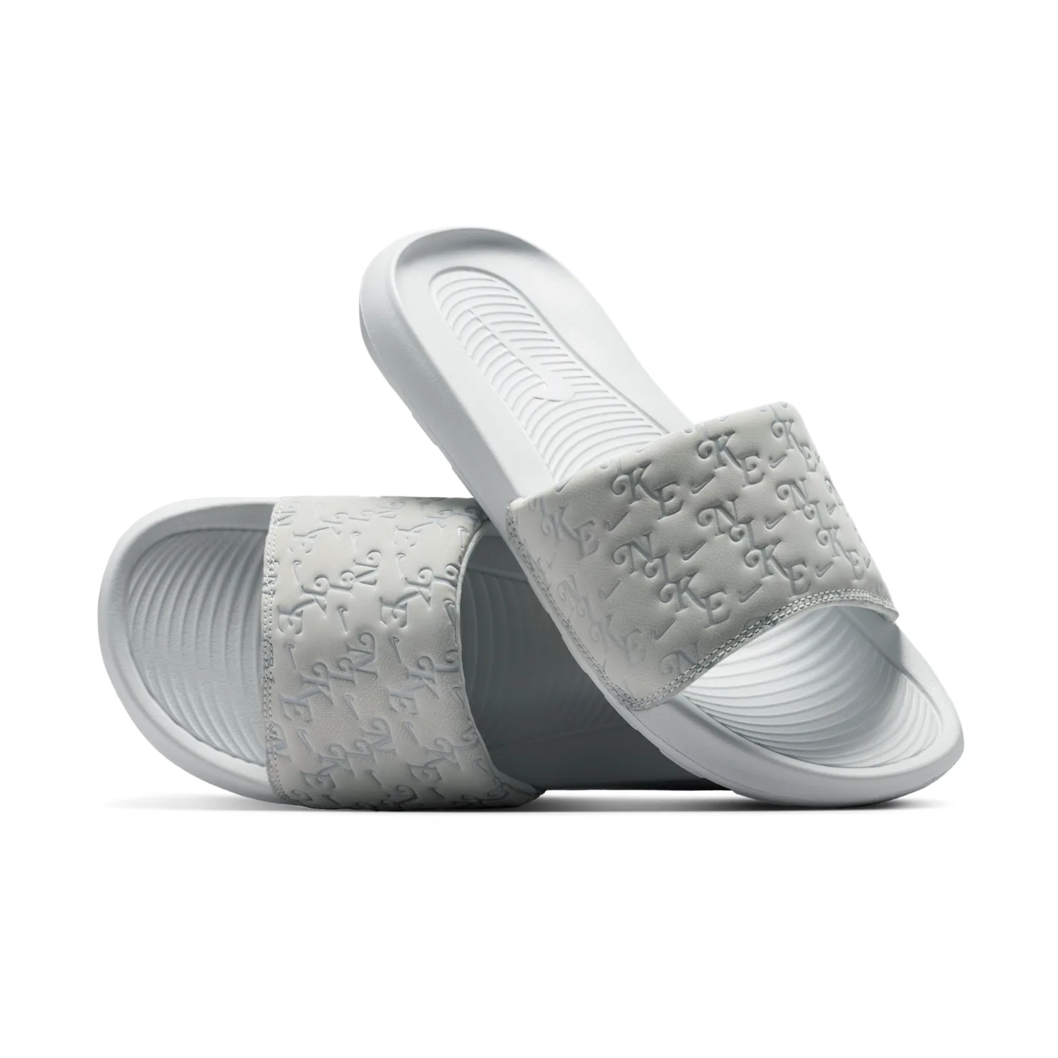 Nike Victori One