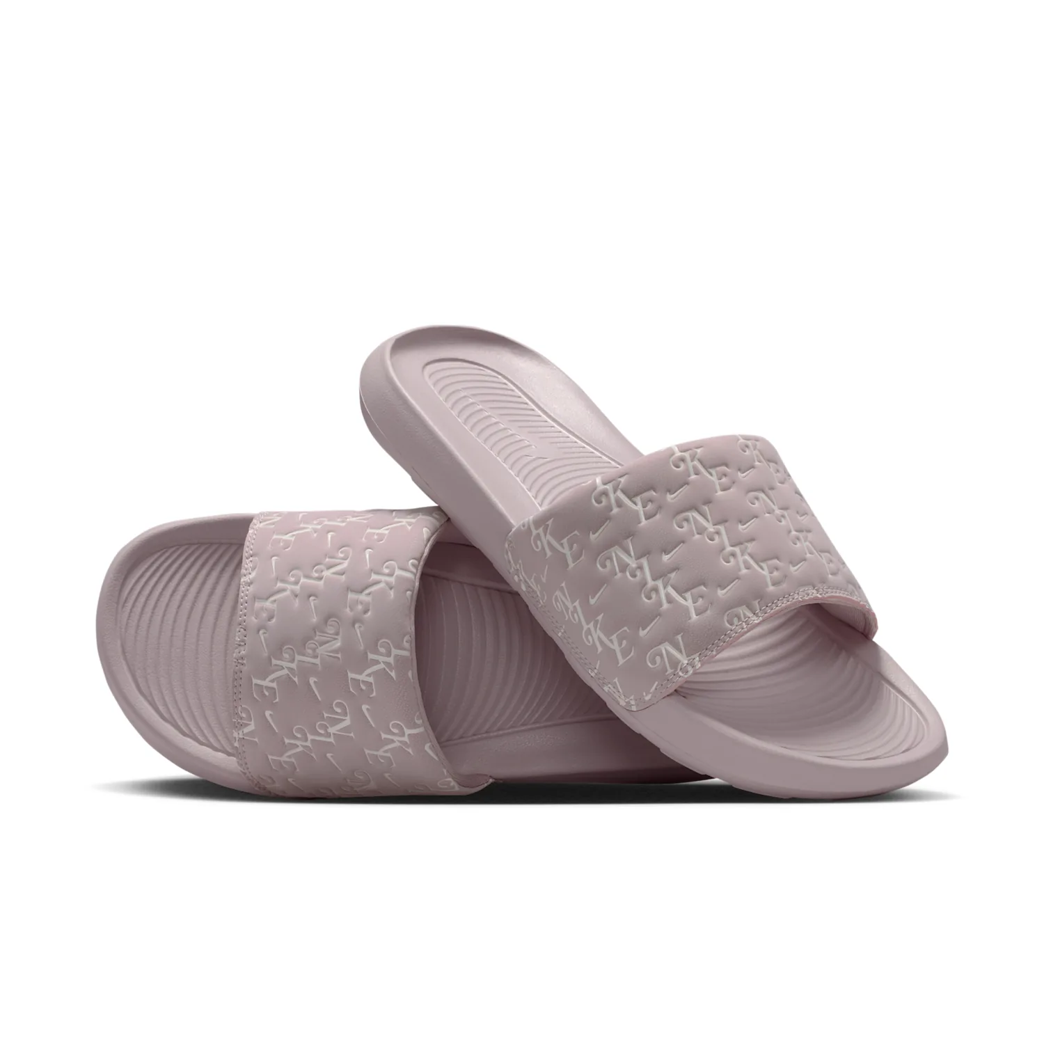 Nike Victori One