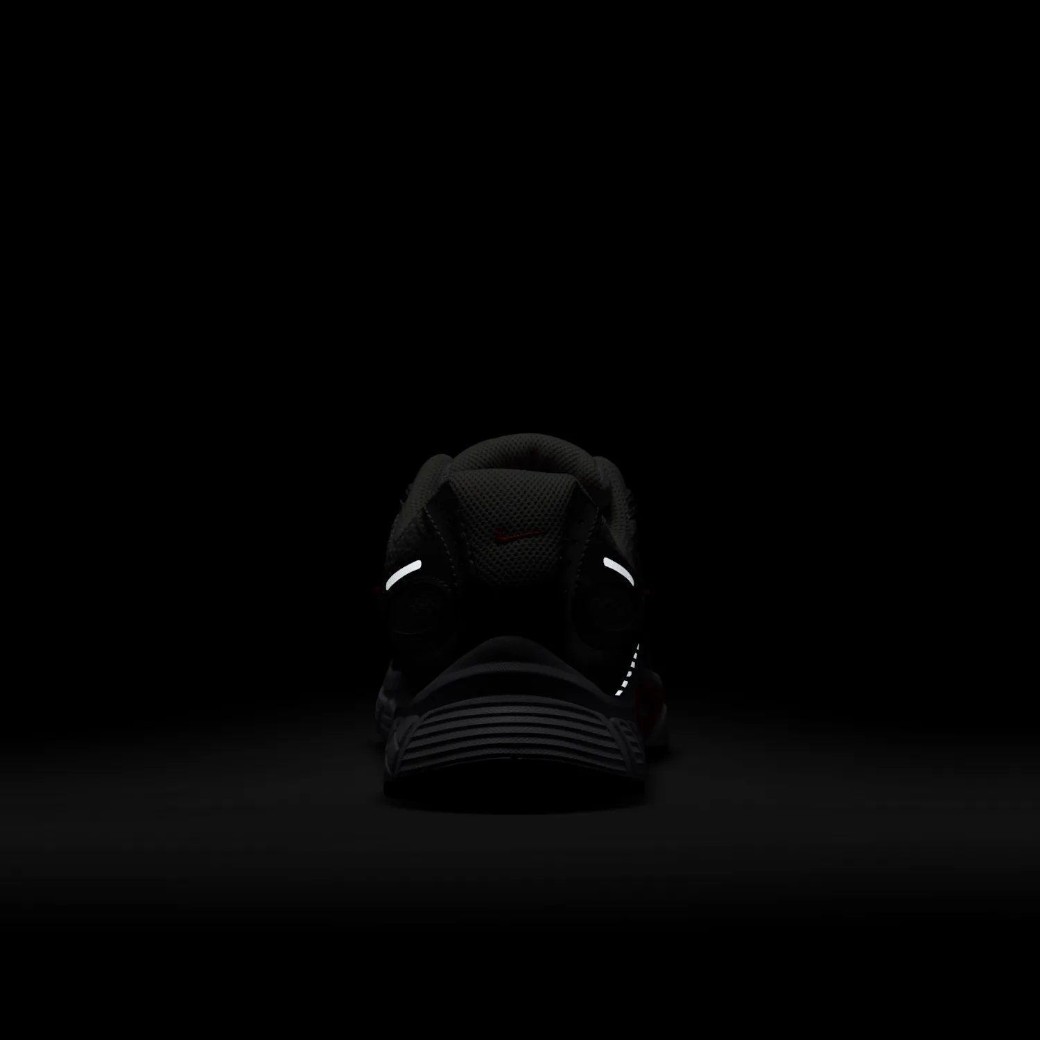 Nike V5 RNR image 2