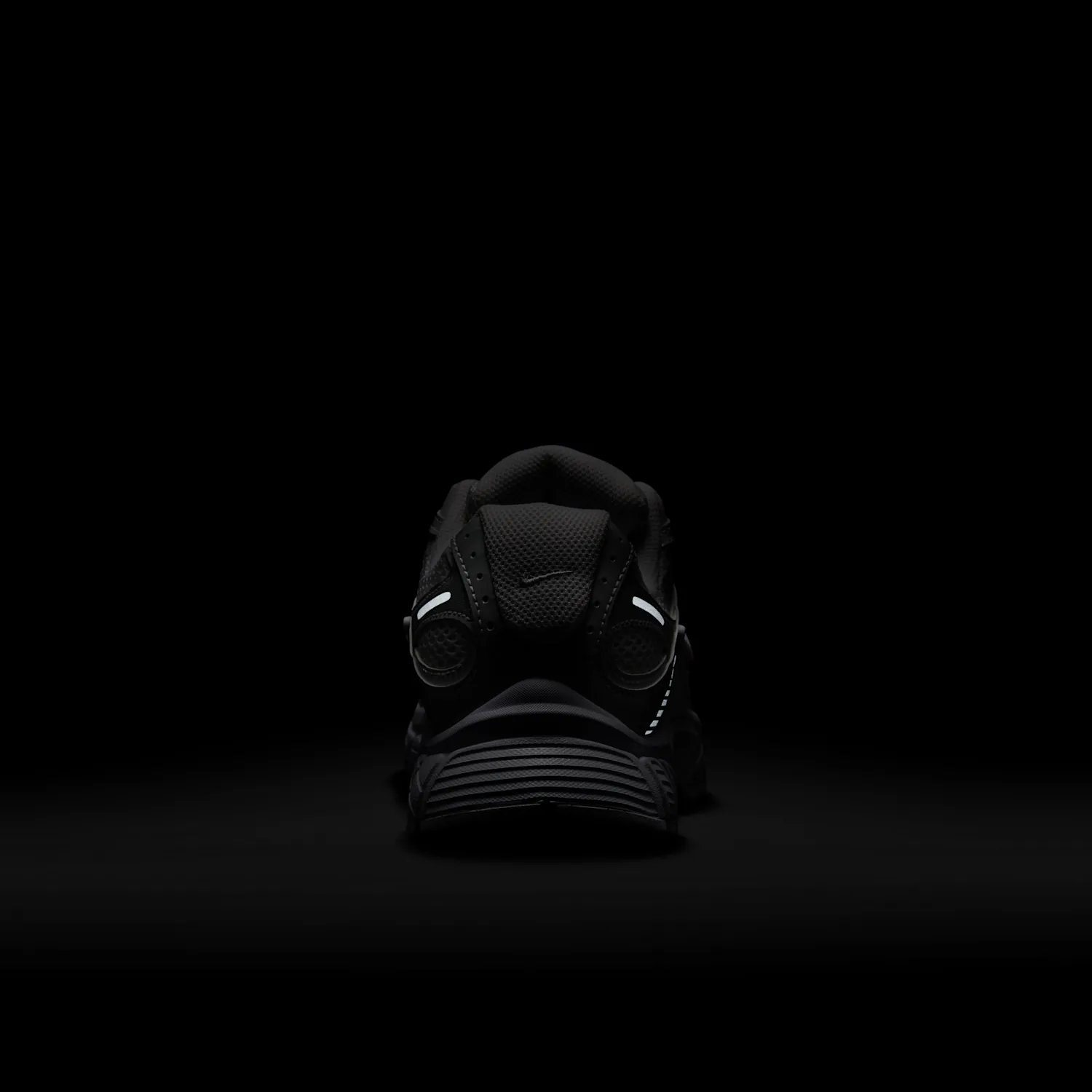 Nike V5 RNR image 2