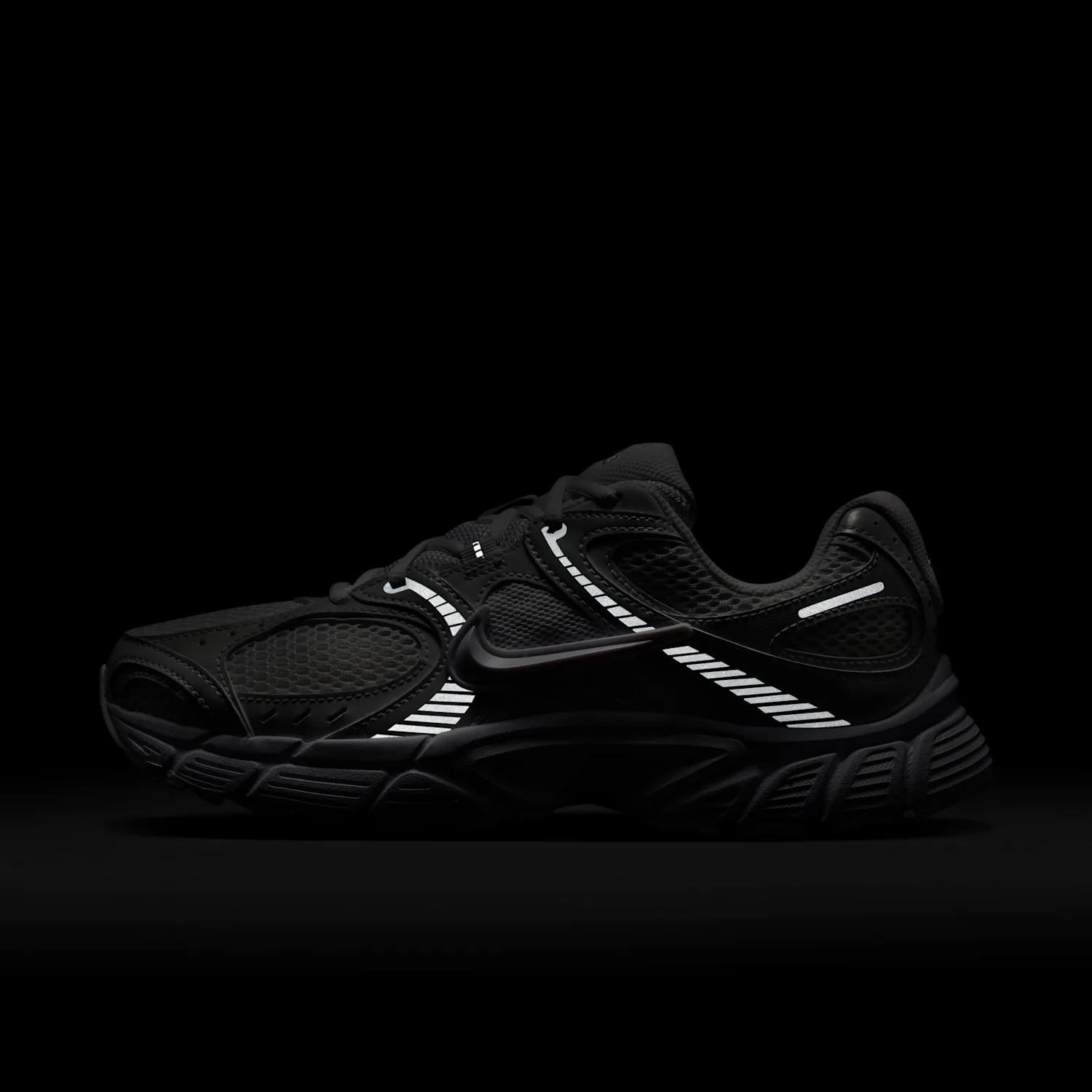 Nike V5 RNR image 3