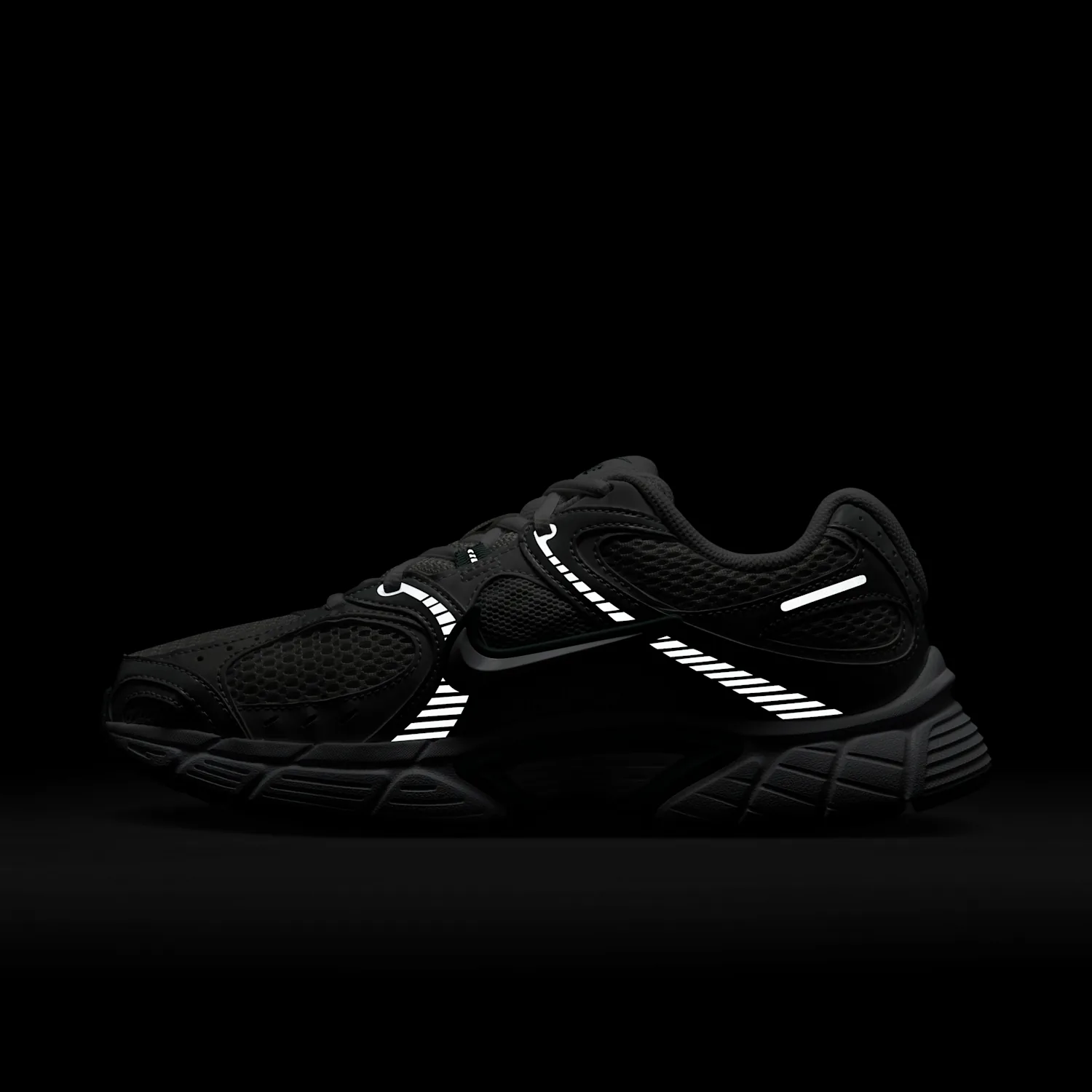 Nike V5 RNR image 11
