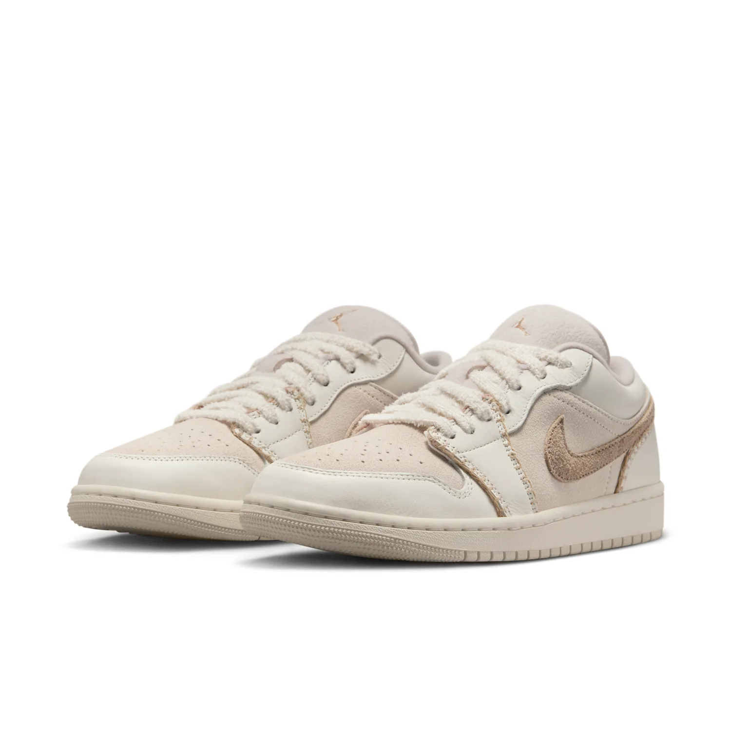 Air Jordan 1 Low SE image 5