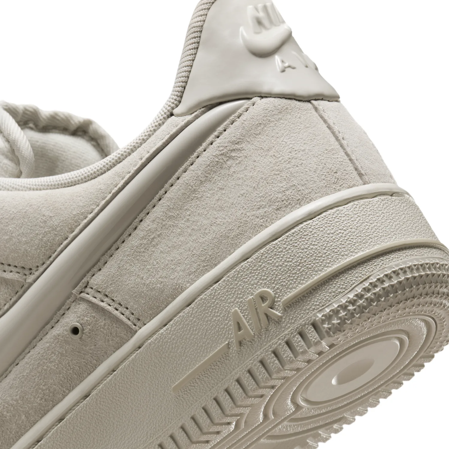 Nike Air Force 1 '07 image 8