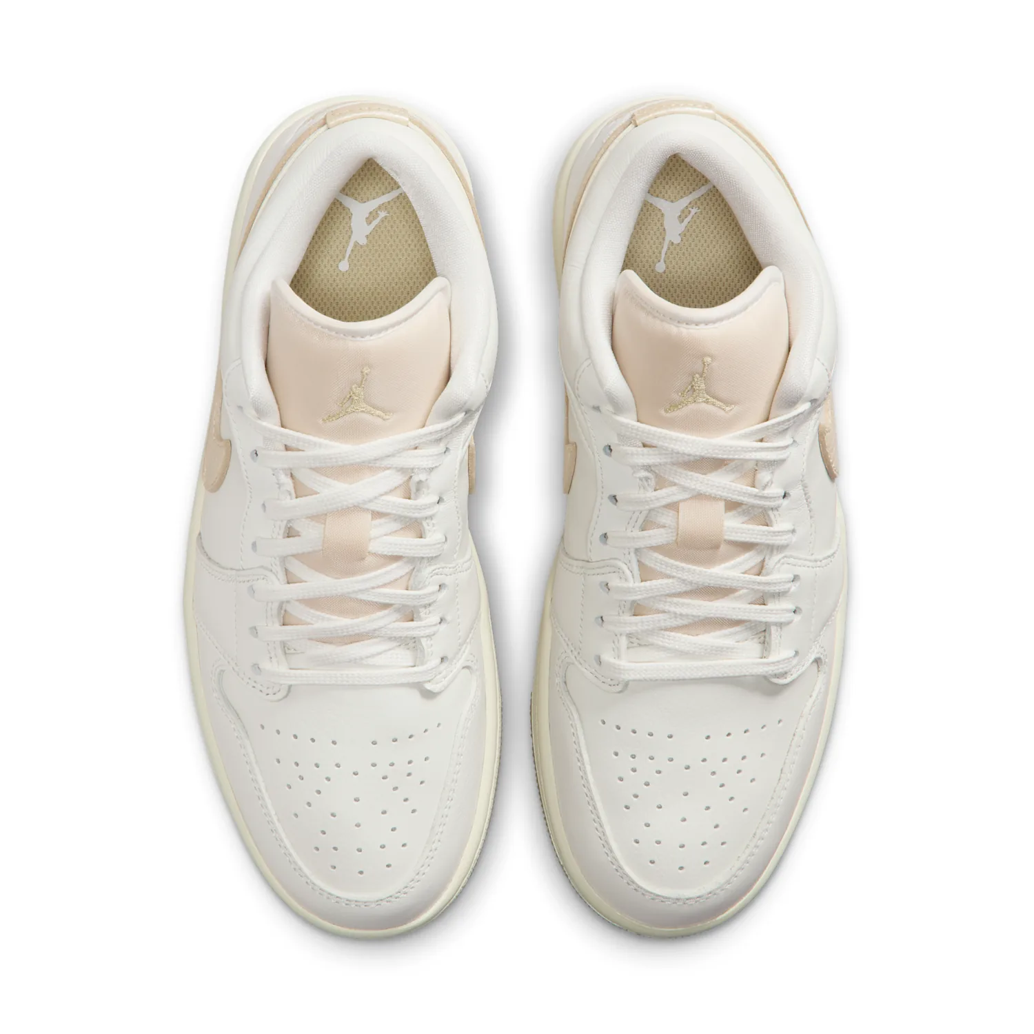 Air Jordan 1 Low SE image 4
