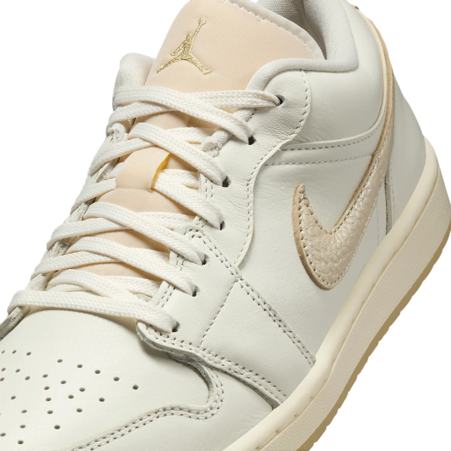 Air Jordan 1 Low SE image 7