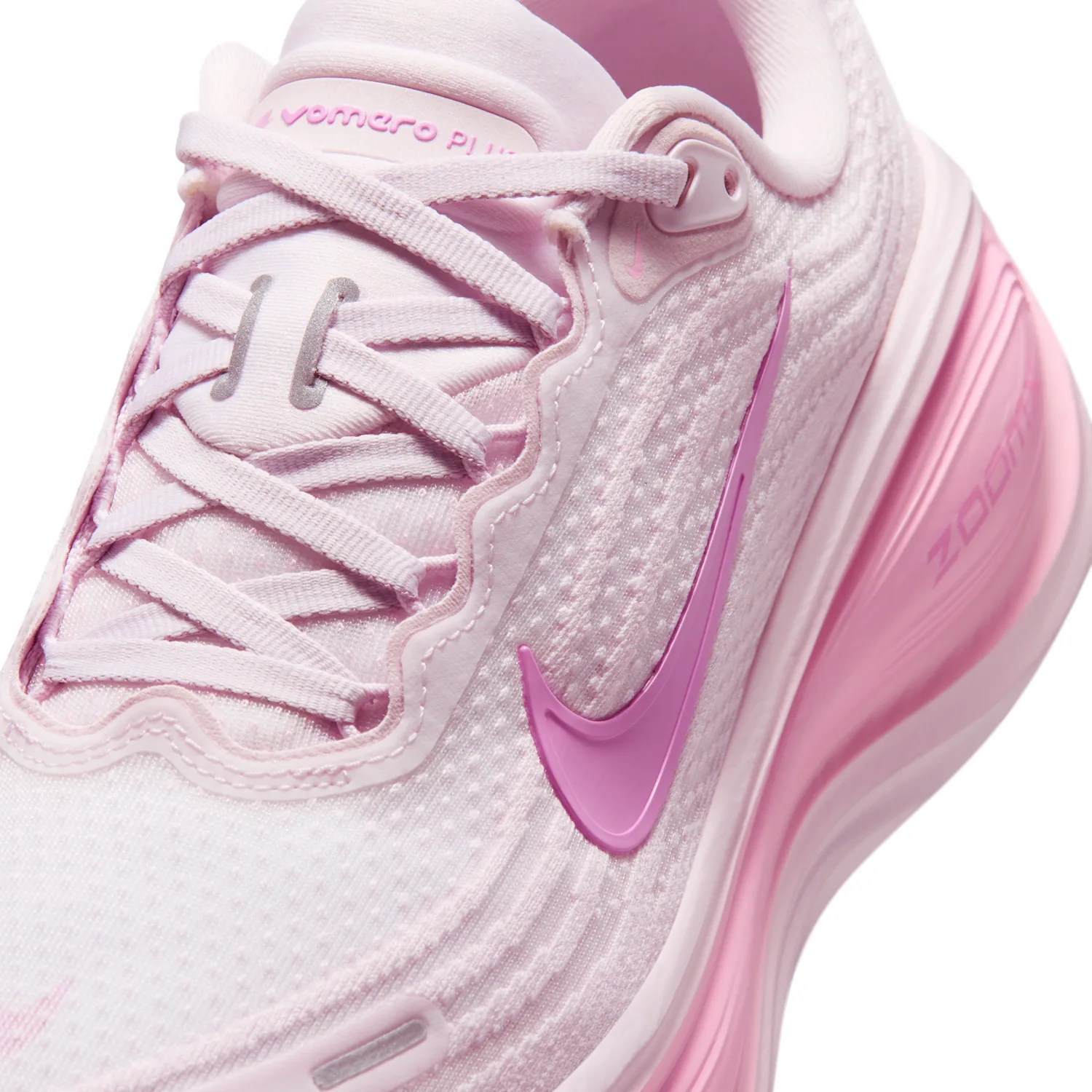 Nike Vomero Plus image 7
