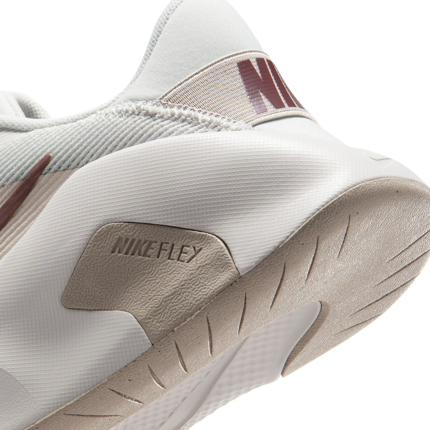 Nike Flex Train image 8