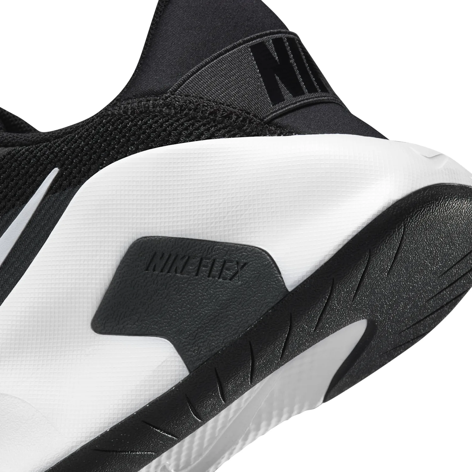 Nike Flex Train image 8