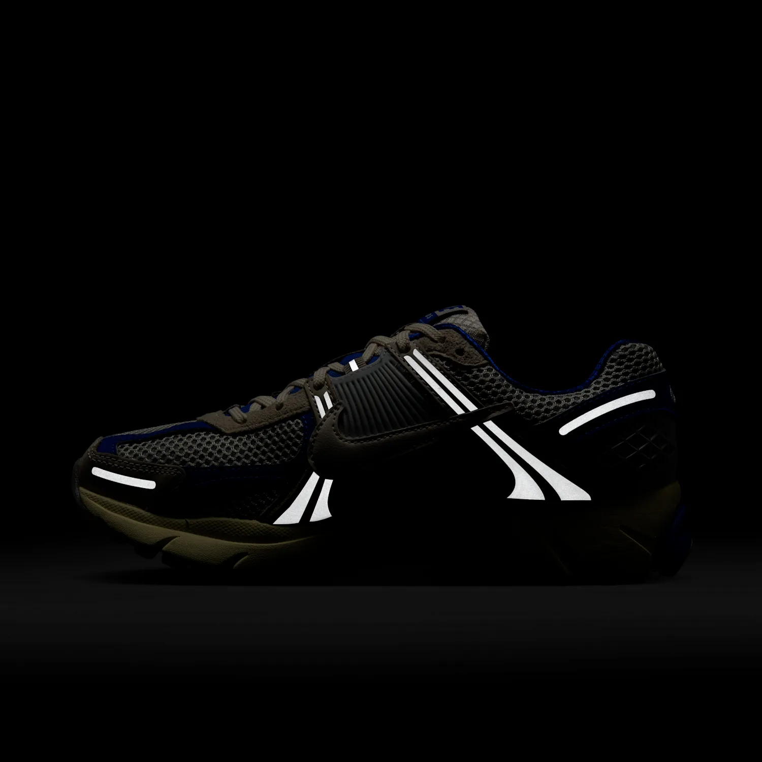Nike Zoom Vomero 5 image 4