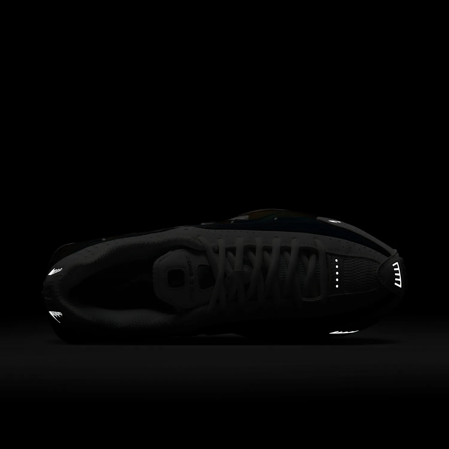 Nike Shox R4 image 9