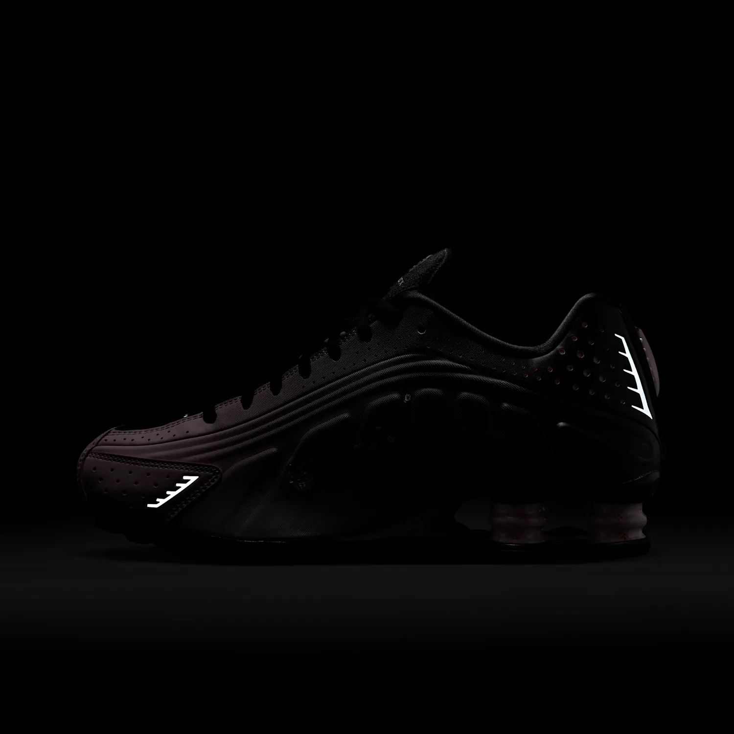 Nike Shox R4 image 12